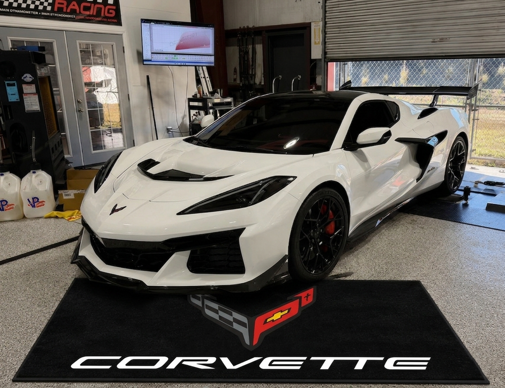Corvette C8 Premium Luxury Logo Rug and Display Mat Garage, Home, Office, Showroom Floor Decor, 60x87 in / 150x220 cm