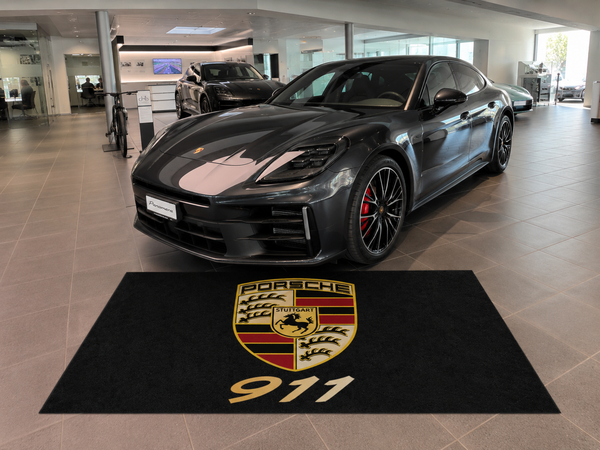 911